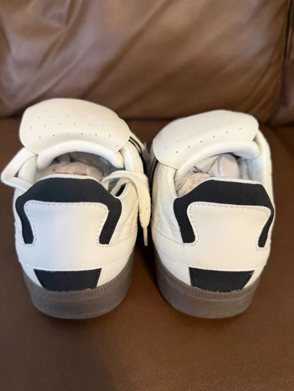 Madden NYC Men's Sport Casual Shoes | Size 9 | Color: Black|White - NWT